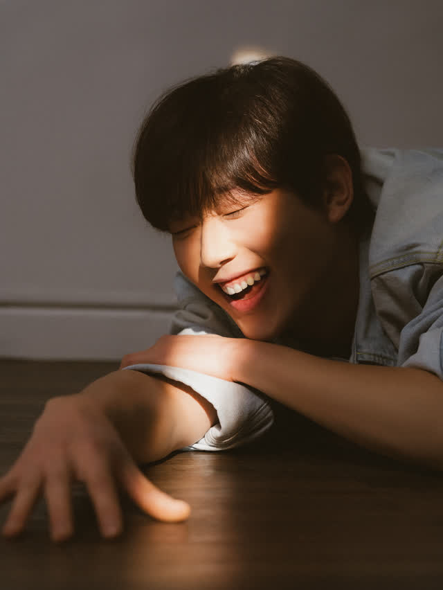 Han Seung Ho Photo 5