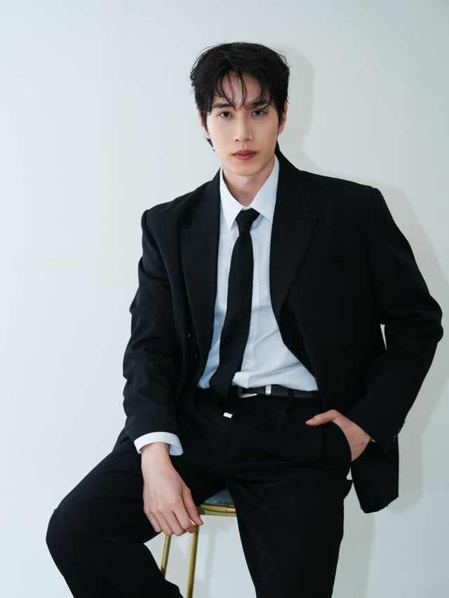 Jinhyun Park Photo 5