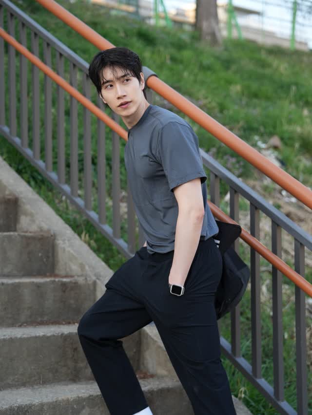 Jinhyun Park Photo 14